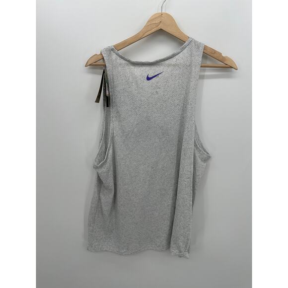 Nike Womens Gray Nike Trail Cut Off Racerback Tank Size XL Running NWT Gym - Picture 2 of 6